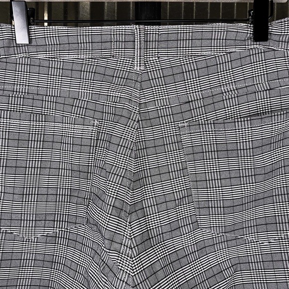 Kojo Fit Men's Plaid Shorts 36" - Picture 10 of 16